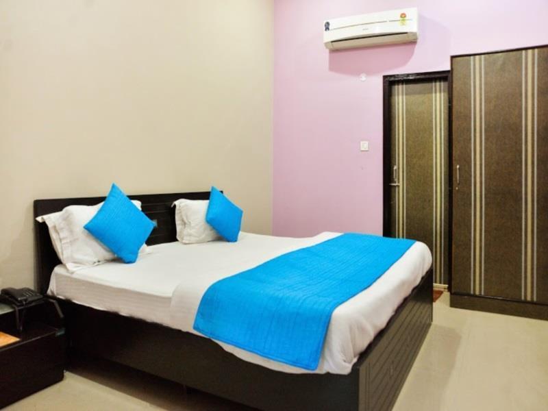 ורנאסי Zo Rooms Bhu Assi Ghat מראה חיצוני תמונה