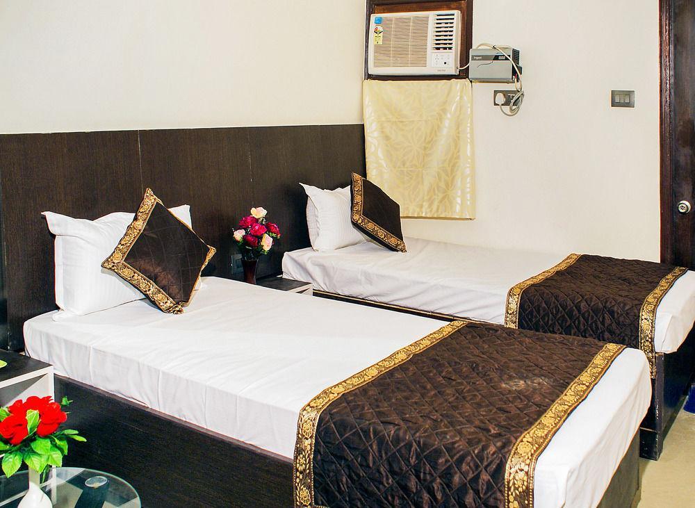 ורנאסי Zo Rooms Bhu Assi Ghat מראה חיצוני תמונה